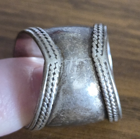925 Silver Ring - Picture 5 of 6